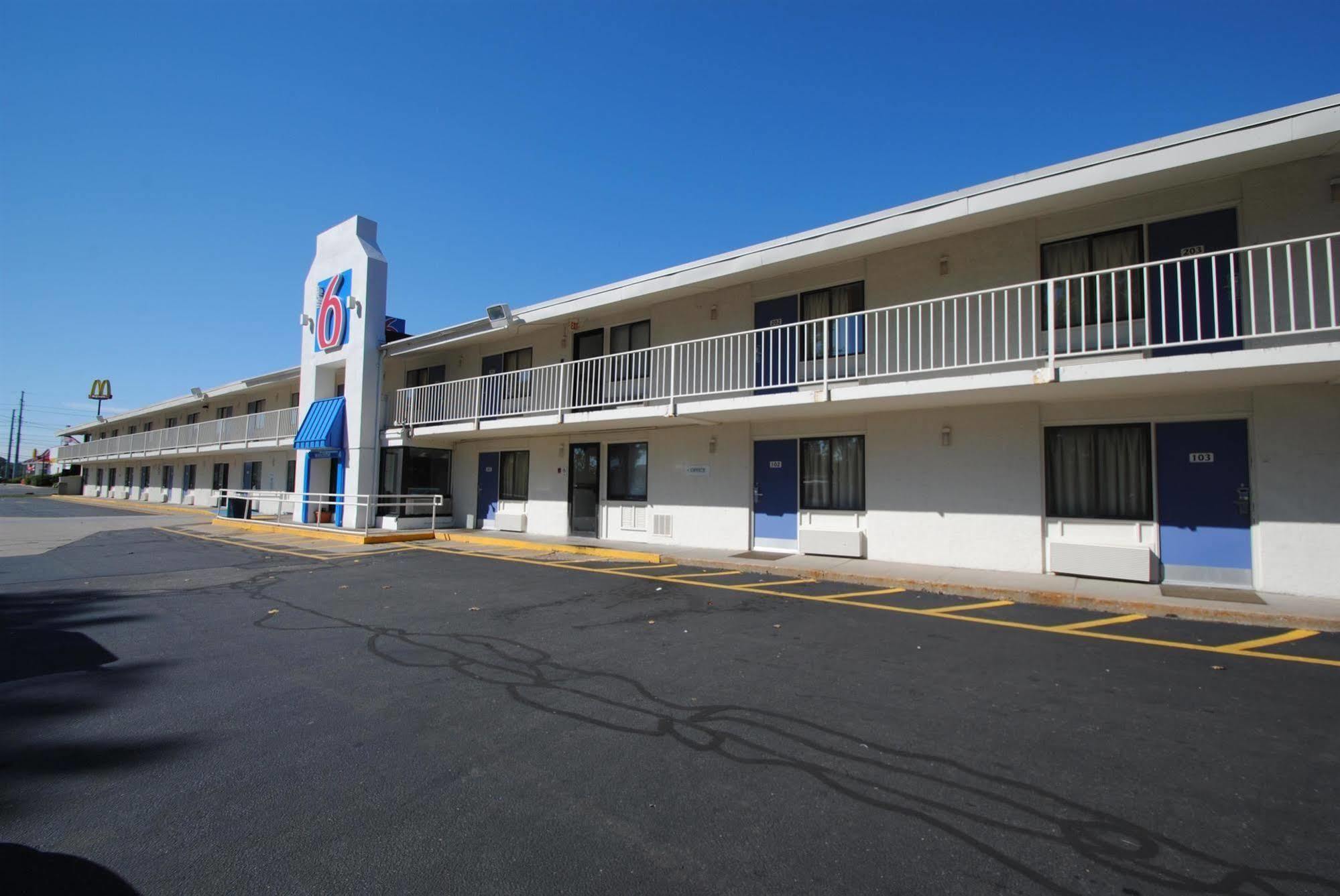 Motel 6-Chicopee, Ma - Springfield Екстер'єр фото
