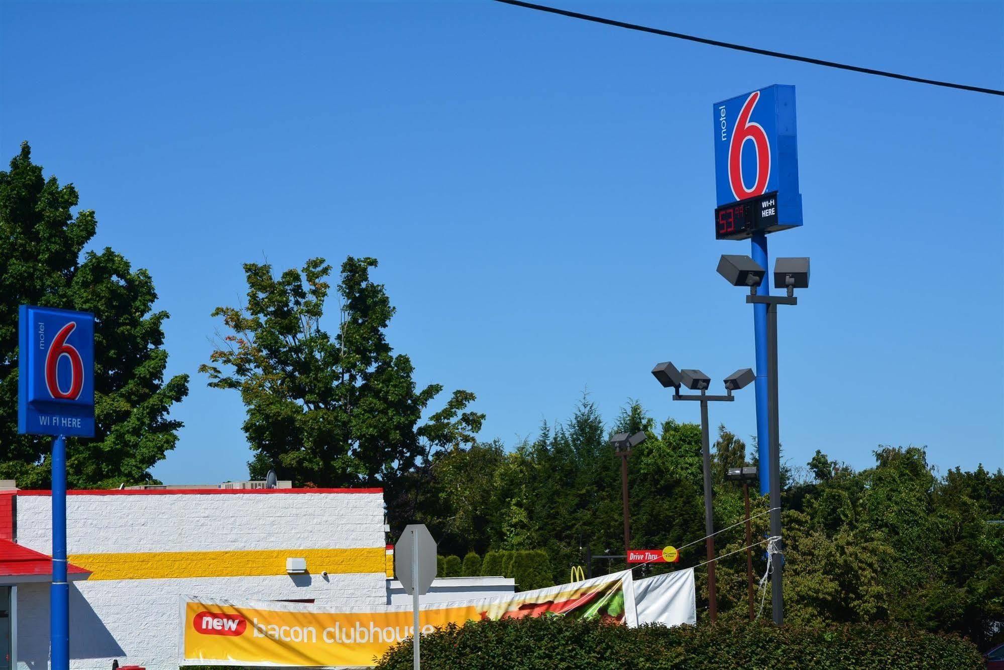 Motel 6-Chicopee, Ma - Springfield Екстер'єр фото