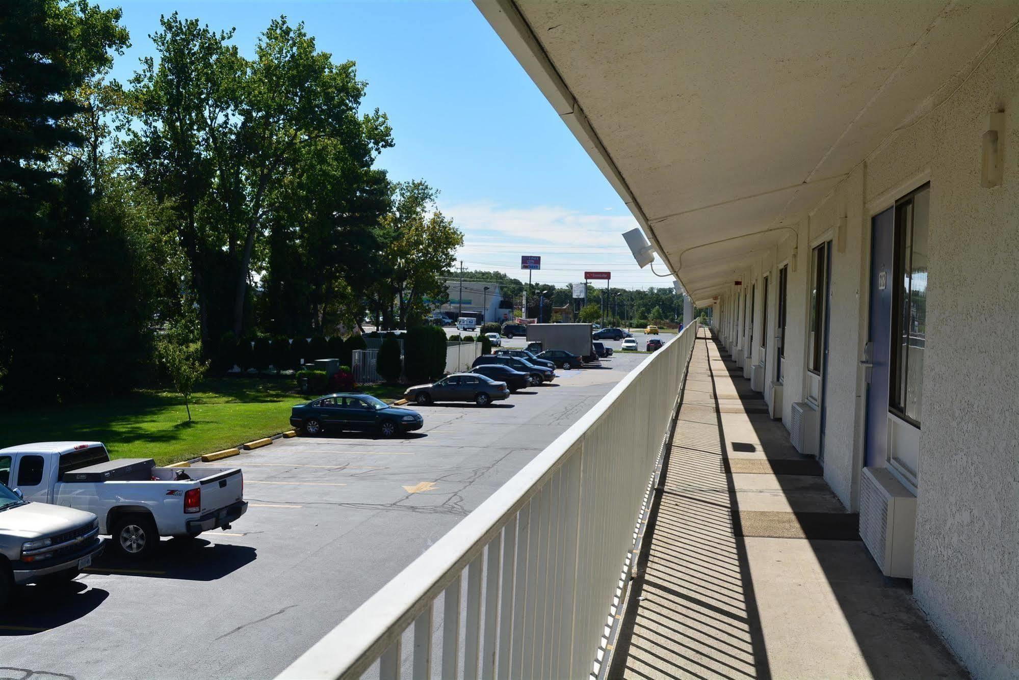 Motel 6-Chicopee, Ma - Springfield Екстер'єр фото