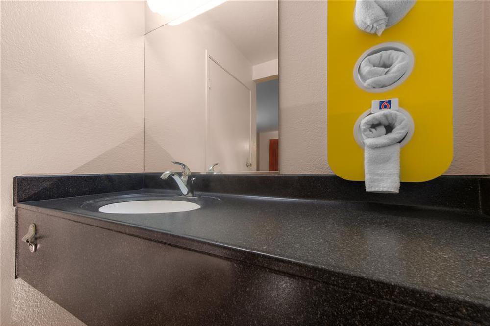 Motel 6-Chicopee, Ma - Springfield Номер фото